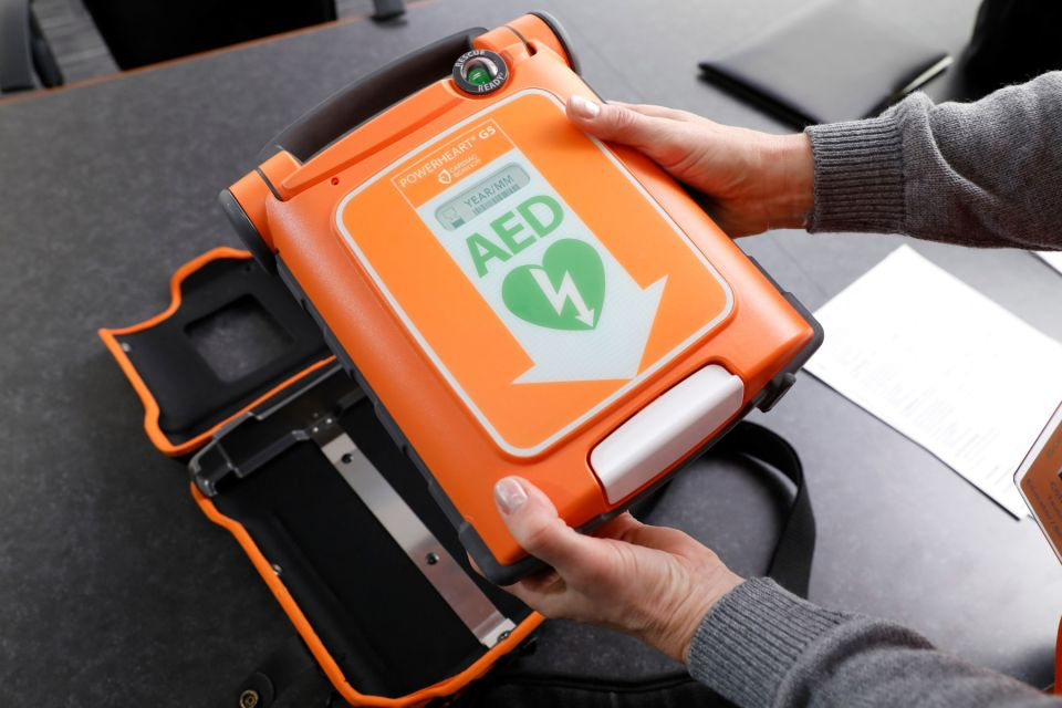 Cardiac Science Powerheart G5 Fully Automatic Defibrillator with CPR Feedback